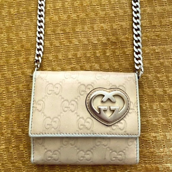 Gucci Handbags - EUC GUCCI Leather Monogram Trifold WOC Wallet Crossbody Heart "GG" Guccissima